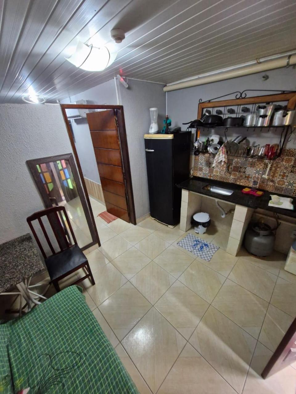 Kitnets com AR Condicionado na Praia Salvador Exterior foto